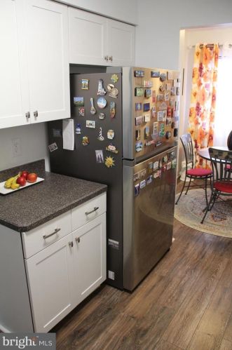 6 Rebecca Ct, Trenton NJ 08628-3339 exterior