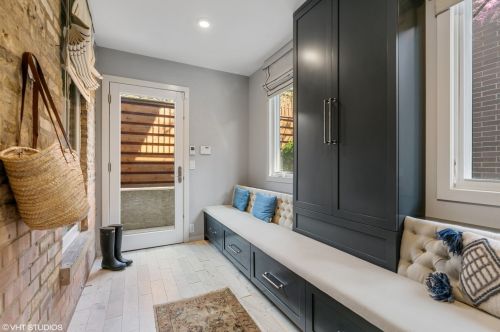 2213 Homer St, Chicago IL 60647-4216 exterior