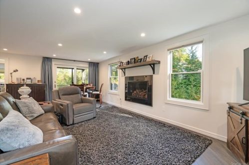 505 Bedford Rd, Armonk NY 10504-2905 exterior