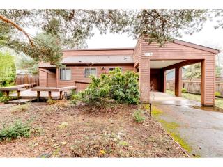 1567 Barber Dr, Eugene OR  97405-5844 exterior