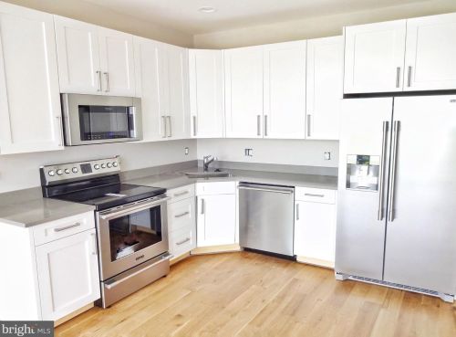 1537 Gales St, Washington DC  20002-4521 exterior