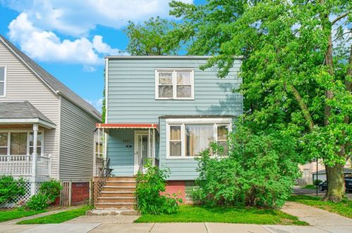 3901 Richmond St, Chicago, IL 60618-3515