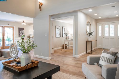 5217 Jomar Dr, Concord, CA 94521-2341