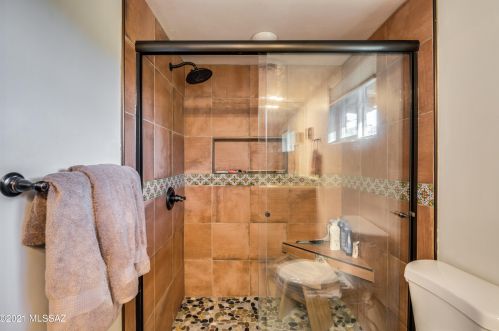 4150 La Cadena, Tucson AZ 85718-6148 exterior