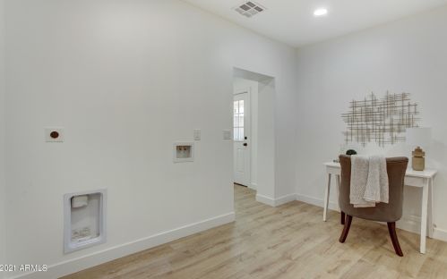 5612 19th St, Phoenix AZ  85016-3007 exterior