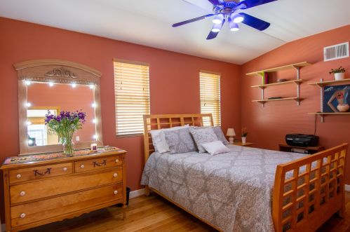 1652 Avers Ave, Chicago IL 60625-6014 exterior