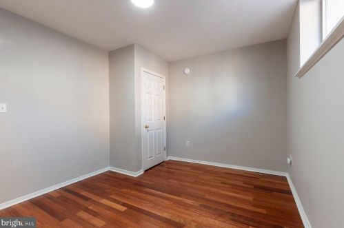 1830 9 St, Philadelphia PA 19148-4529 exterior