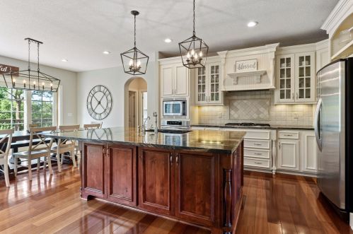 6585 Hillstrom Rd, Maple Plain MN 55359-8748 exterior