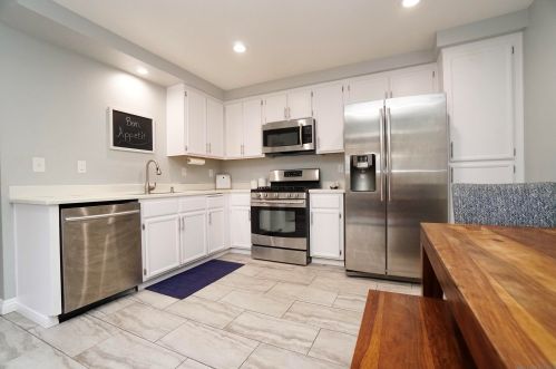 10860 Caravelle Pl, San Diego CA 92124-2039 exterior