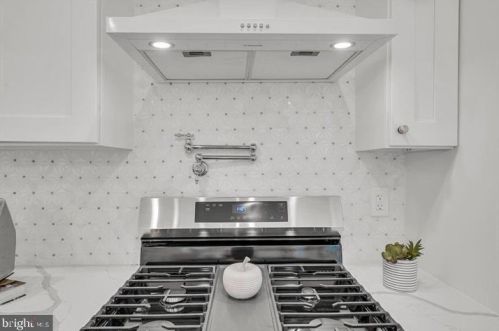 4252 Dix St, Washington DC  20019-3436 exterior