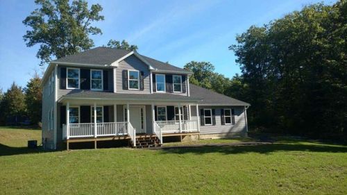 18 Wellington Ln, Concord, NH 03307-0722