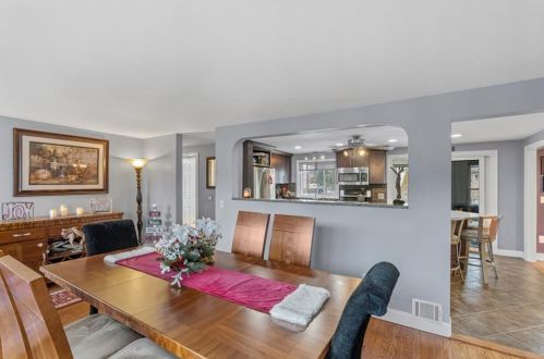 142 Lexington Ave, Providence RI 02904-4413 exterior