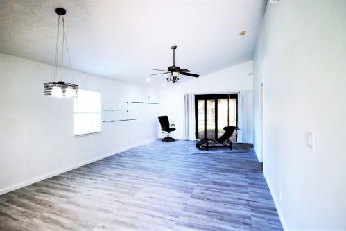 56 Misty Mdw Dr, Boynton Beach FL 33436-8922 exterior