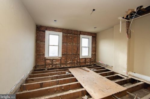 333 Chestnut St, Camden NJ 08103-2023 exterior