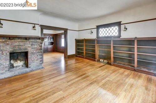 2133 Essex St, Berkeley CA 94705-1814 exterior