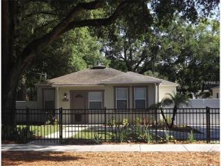 1420 Hanna Ave, Tampa, FL 33604-6822