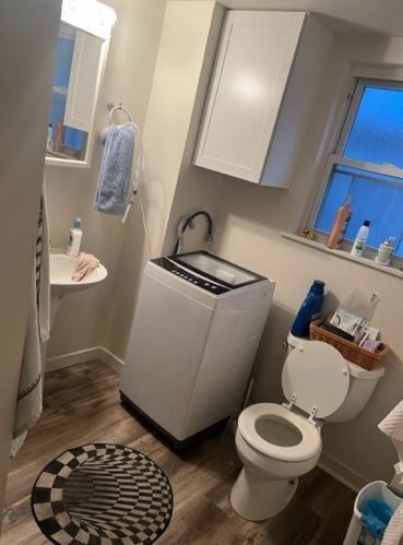 7022 Blackhawk St, Pittsburgh PA 15218-2321 exterior