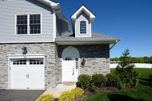 1132 Westfield Ave, Clark NJ 07066-1709 exterior