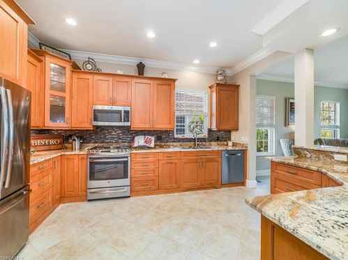 9022 Cascada Way, Naples, FL 34114-6459