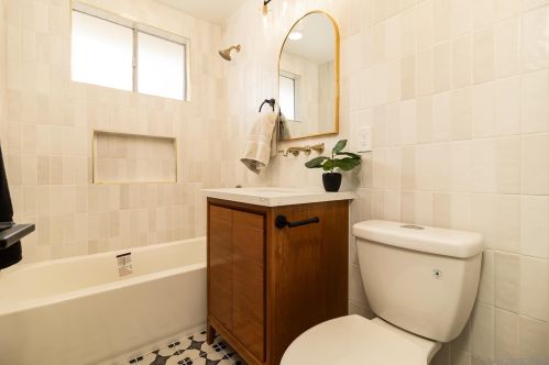 4304 Quapaw Ave, San Diego CA 92117-4525 exterior