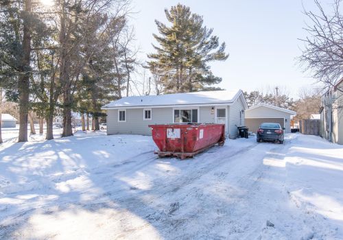 803 7 Ave, Princeton MN 55371-1205 exterior