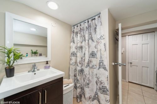 2036 Pulaski Rd, Chicago IL 60803-1114 exterior