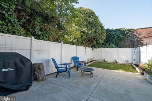 1936 Cumberland St, Philadelphia PA 19125-0037 exterior