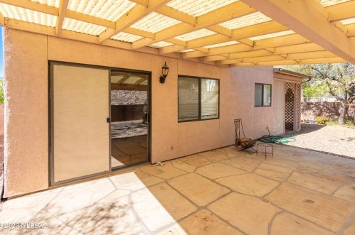 6125 Reliance Dr, Tucson AZ  85704-5326 exterior