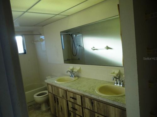 8154 Redfield Dr, Port Richey FL 34668-4247 exterior