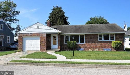 82 Patrick Ave, Littlestown, PA 17340-1127