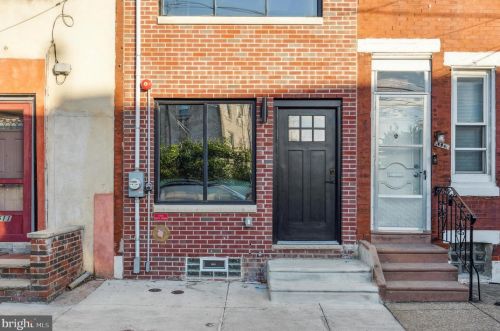 1509 Bodine St, Philadelphia PA  19122-3701 exterior