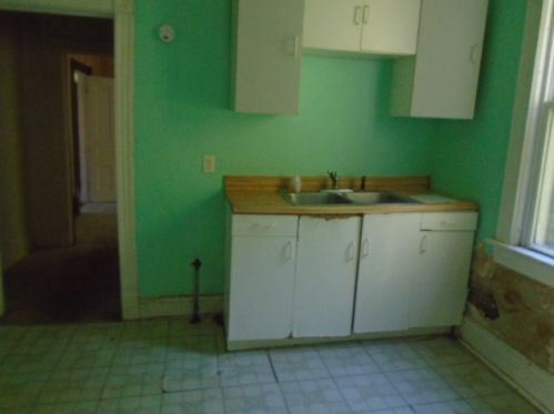 12114 Lowe Ave, Chicago IL 60628-7037 exterior