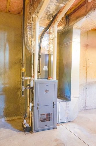 50 Main St, Ware MA 01082-1318 exterior