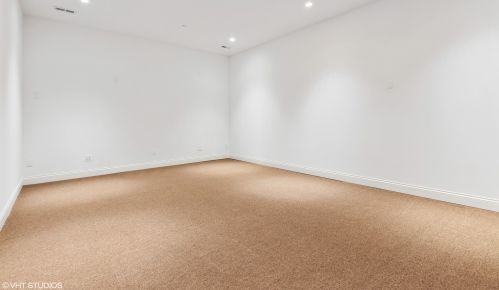 716 Schubert Ave, Chicago IL 60614-1247 exterior