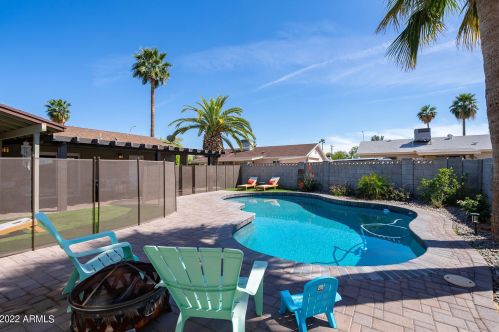 1238 Oregon St, Chandler AZ 85225-1900 exterior