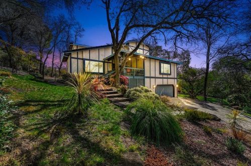 9811 Blue Lake Dr, Folsom, CA 95630-1909