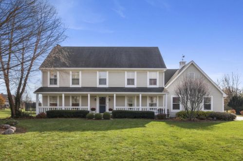 9909 Scots Cir, Bull Valley, IL 60014-6615