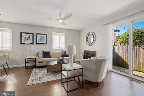 101 Hawthorne Ct, Washington, DC 20017-1052