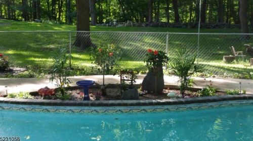 9 Liberty Trl, Fredon NJ 07860-6140 exterior