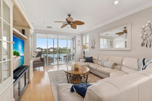 800 Southstar Dr, Fort Pierce FL 34949-9121 exterior