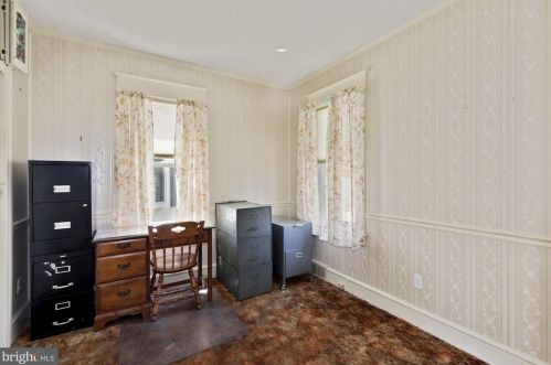 1752 Exton Ave, Trenton NJ 08618-4433 exterior