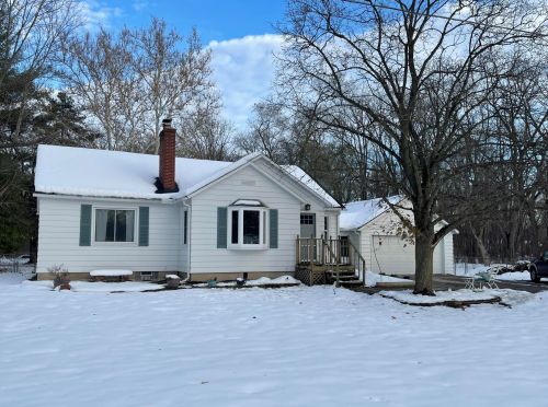 6710 Paris Ave, Grand Rapids, MI 49548-6951