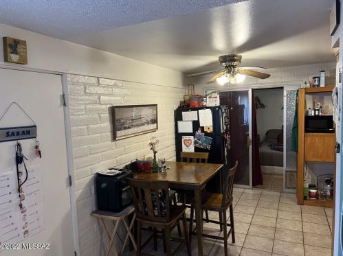 3241 Monte Vis Dr, Tucson AZ 85712-1630 exterior