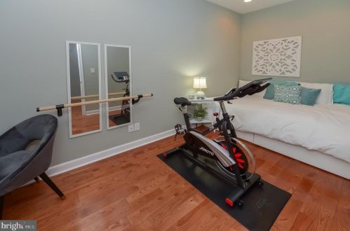 1275 Bucknell St, Philadelphia PA 19145-3214 exterior