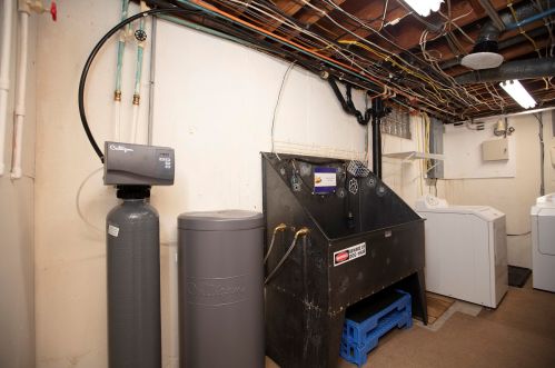 205 Grant Ave, Three Rivers MI 49093-2258 exterior