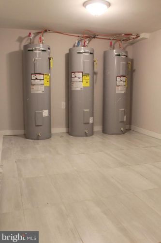 343 Christian St, Philadelphia PA 19147-4004 exterior