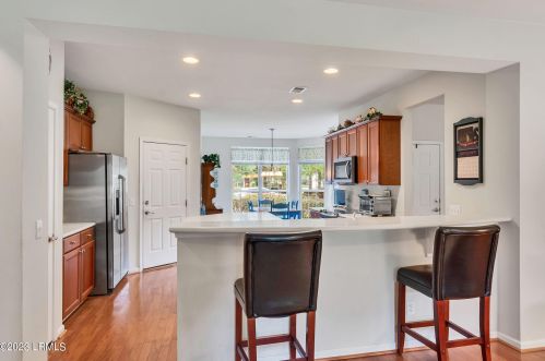 1 Long Cane Ct, Bluffton SC 29909-7112 exterior