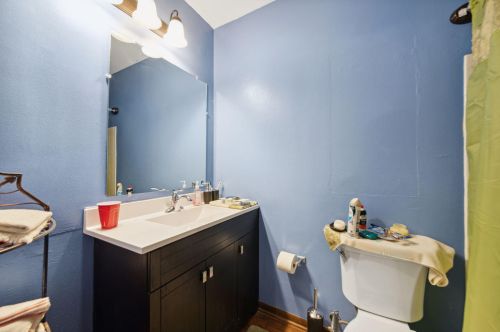 9035 70, Milwaukee WI 53218-3941 exterior