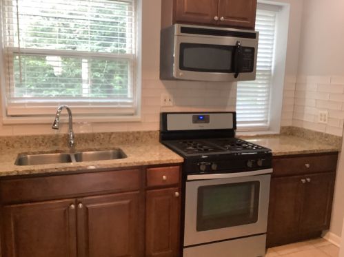 4915 Avers Ave, Chicago, IL 60625-1298