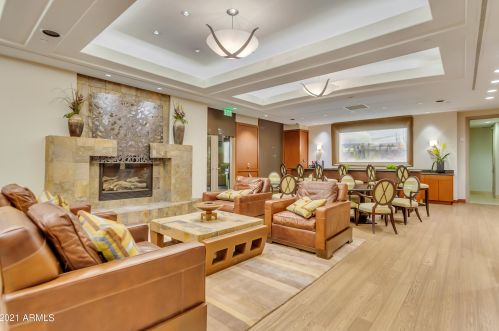 2402 Esplanade Ln, Phoenix AZ  85016-9108 exterior